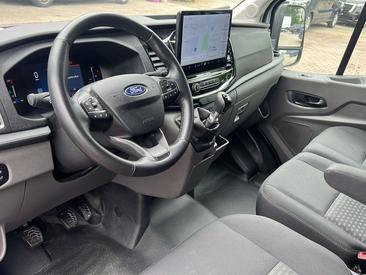 Ford Transit MPV 2.0 EcoBlue 130 — photo 9
