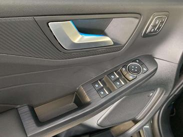 Ford Kuga 2.5 Duratec FHEV — photo 4