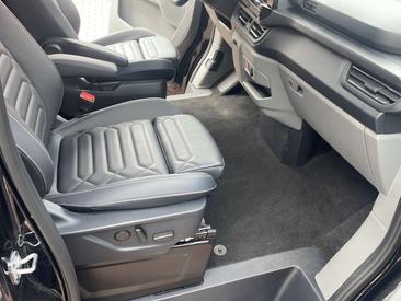 Ford Tourneo Custom MPV 2.0 EcoBlue 170 — photo 14
