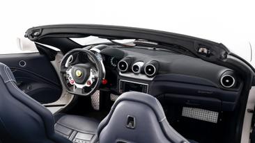 Ferrari California T — photo 5
