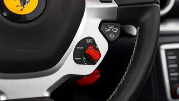Ferrari California T — photo 23