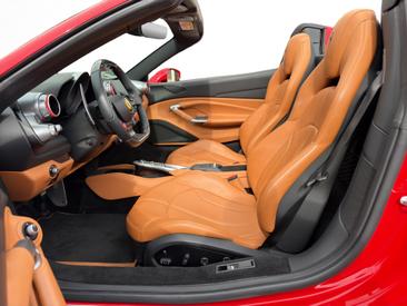 Ferrari F8 Spider — photo 6