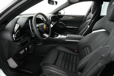 Ferrari Purosangue — photo 5