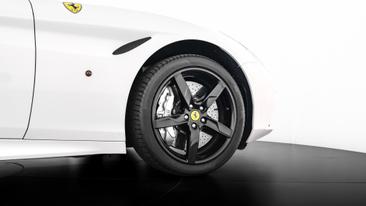 Ferrari California T — photo 29