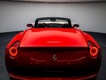 Ferrari California — photo 35