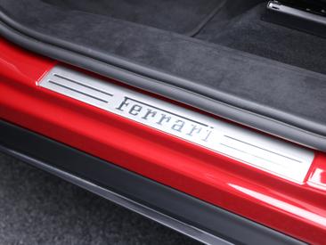 Ferrari Purosangue — photo 19