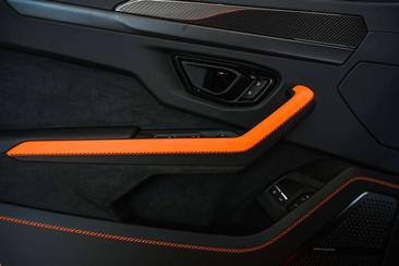Lamborghini Urus SE — photo 17
