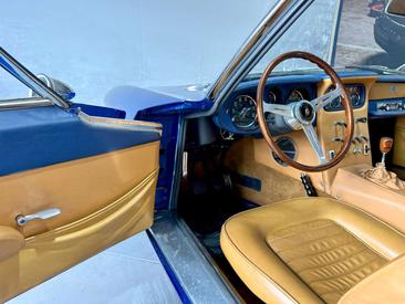 Lamborghini 400 GT — photo 9