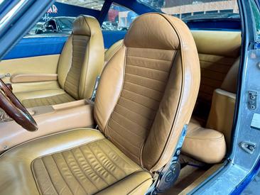Lamborghini 400 GT — photo 15