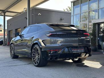 Lamborghini Urus SE — photo 7