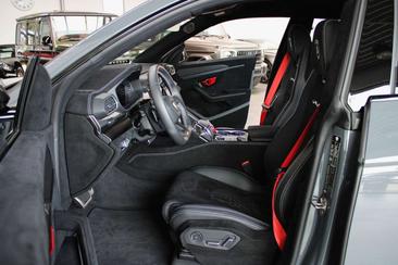 Lamborghini Urus Performante — photo 3