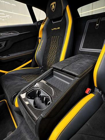 Lamborghini Urus Performante — photo 28