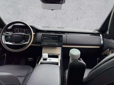 Land Rover Range Rover P550e — photo 3