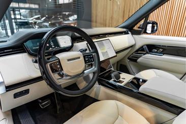 Land Rover Range Rover P550e — photo 6