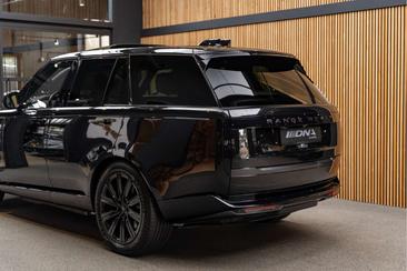 Land Rover Range Rover P550e — photo 12