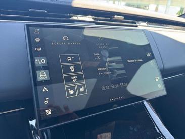 Land Rover Range Rover Sport D250 — photo 12