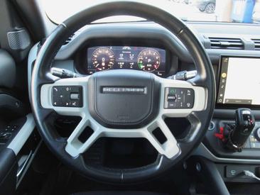 Land Rover Defender 110 P400e — photo 16