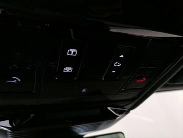 Land Rover Range Rover Sport SV — photo 20