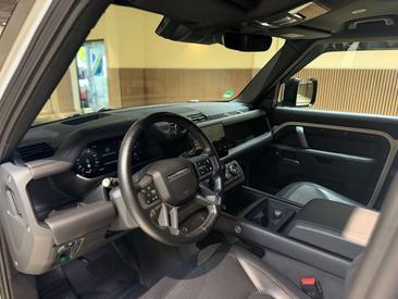Land Rover Defender 110 Hard Top D200 — photo 20