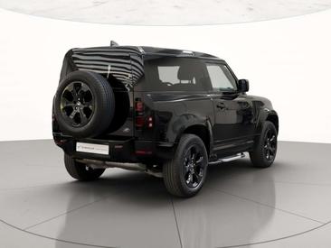 Land Rover Defender D200 — photo 7