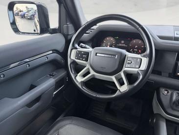 Land Rover Defender D200 — photo 11