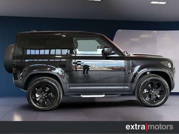 Land Rover Defender 90 D250 — photo 2