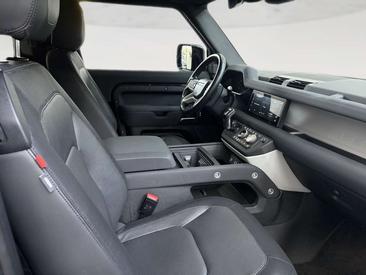 Land Rover Defender D200 — photo 12