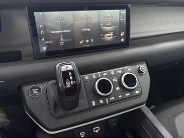 Land Rover Defender D200 — photo 15