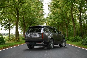 Land Rover Range Rover D350 — photo 2