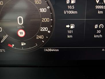 Land Rover Defender D200 — photo 19