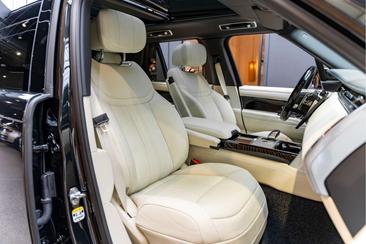 Land Rover Range Rover P550e — photo 48