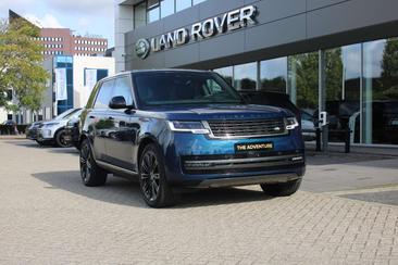 Land Rover Range Rover P550e — photo 45