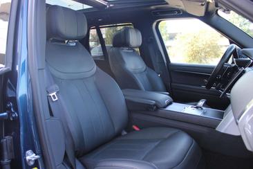Land Rover Range Rover P550e — photo 46