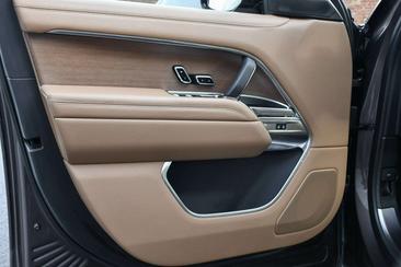 Land Rover Range Rover D350 — photo 16