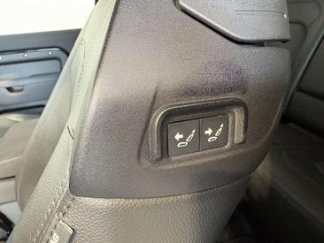 Land Rover Defender 90 D250 — photo 17