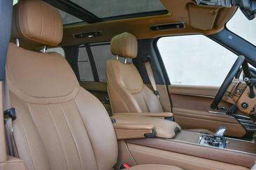 Land Rover Range Rover D350 — photo 23