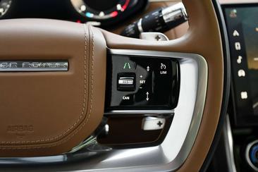 Land Rover Range Rover D350 — photo 29