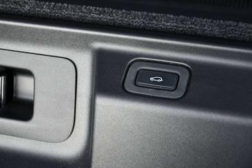 Land Rover Range Rover D350 — photo 45
