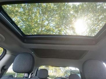 Mini 3 Portes Berline Cooper SE — photo 8