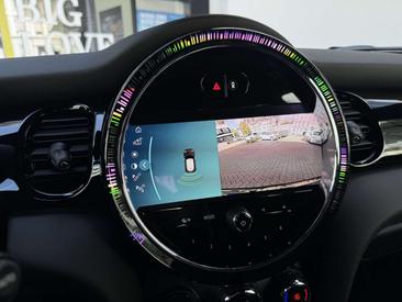 Mini 3 Portes Berline Cooper SE — photo 9