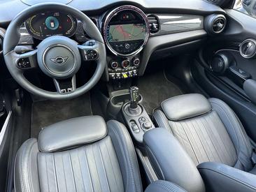 Mini 3 Portes Berline Cooper SE — photo 12