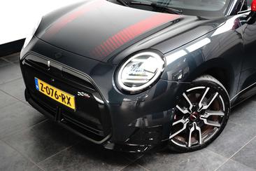 Mini Cooper Electric Berline Cooper SE — photo 22