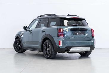 Mini Countryman Cooper SE ALL4 — photo 2