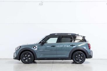 Mini Countryman Cooper SE ALL4 — photo 4