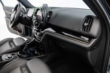 Mini Countryman Cooper SE ALL4 — photo 6
