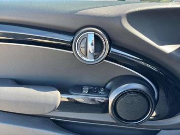 Mini 3 Portes Berline Cooper SE — photo 13