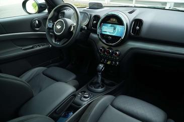 Mini Countryman Cooper SE ALL4 — photo 9