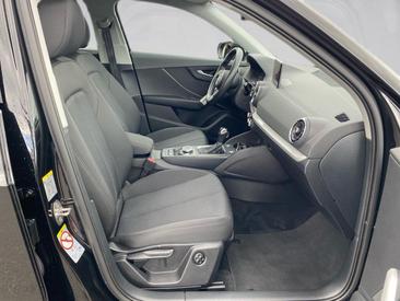 Audi Q2 35 TFSI — photo 10