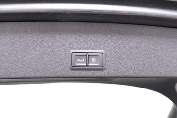 Audi Q2 35 TFSI — photo 15