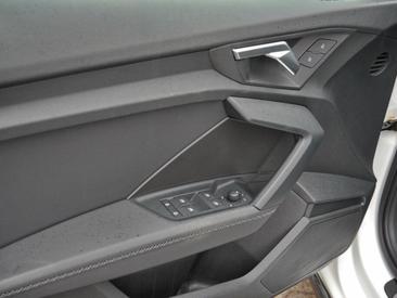 Audi A3 Sportback 35 TDI — photo 19